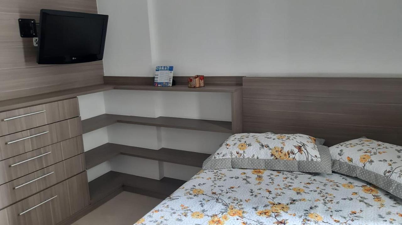 Апартаменти Flat Em Pitangueiras - Sacada Gourmet, 3 Dorms, Limpeza Diaria E Serv De Praia Гуаружа Екстер'єр фото